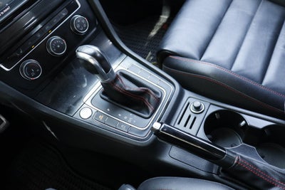 2017 Volkswagen Golf GTI Base