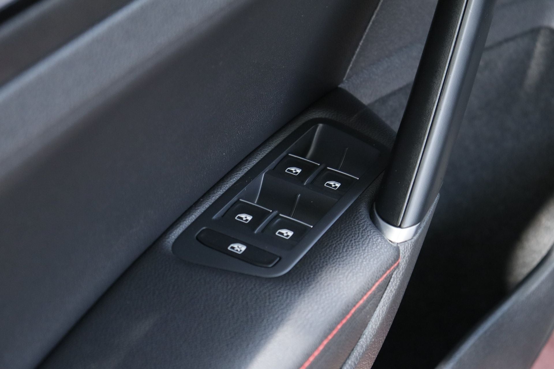 2017 Volkswagen Golf GTI Base