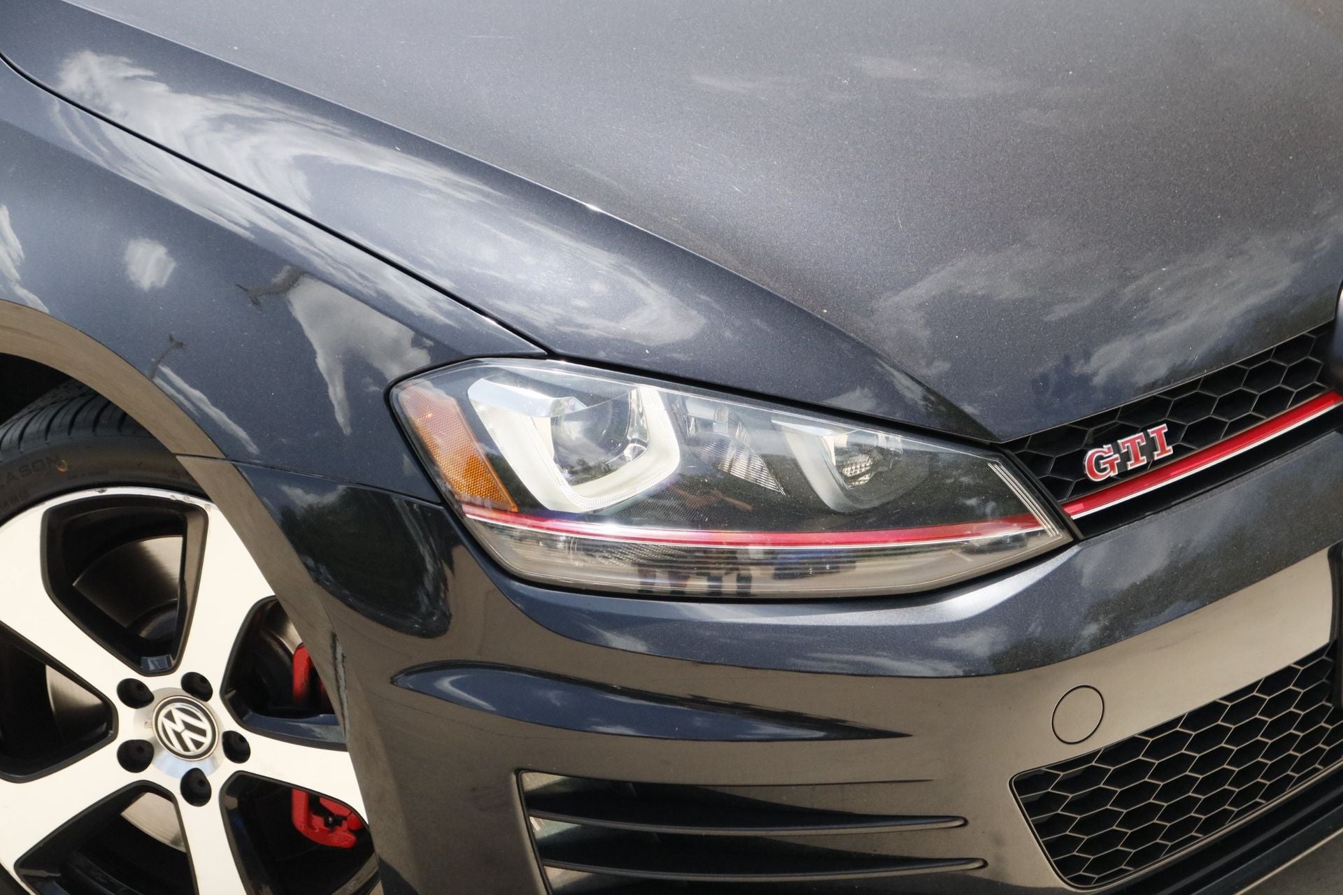 2017 Volkswagen Golf GTI Base