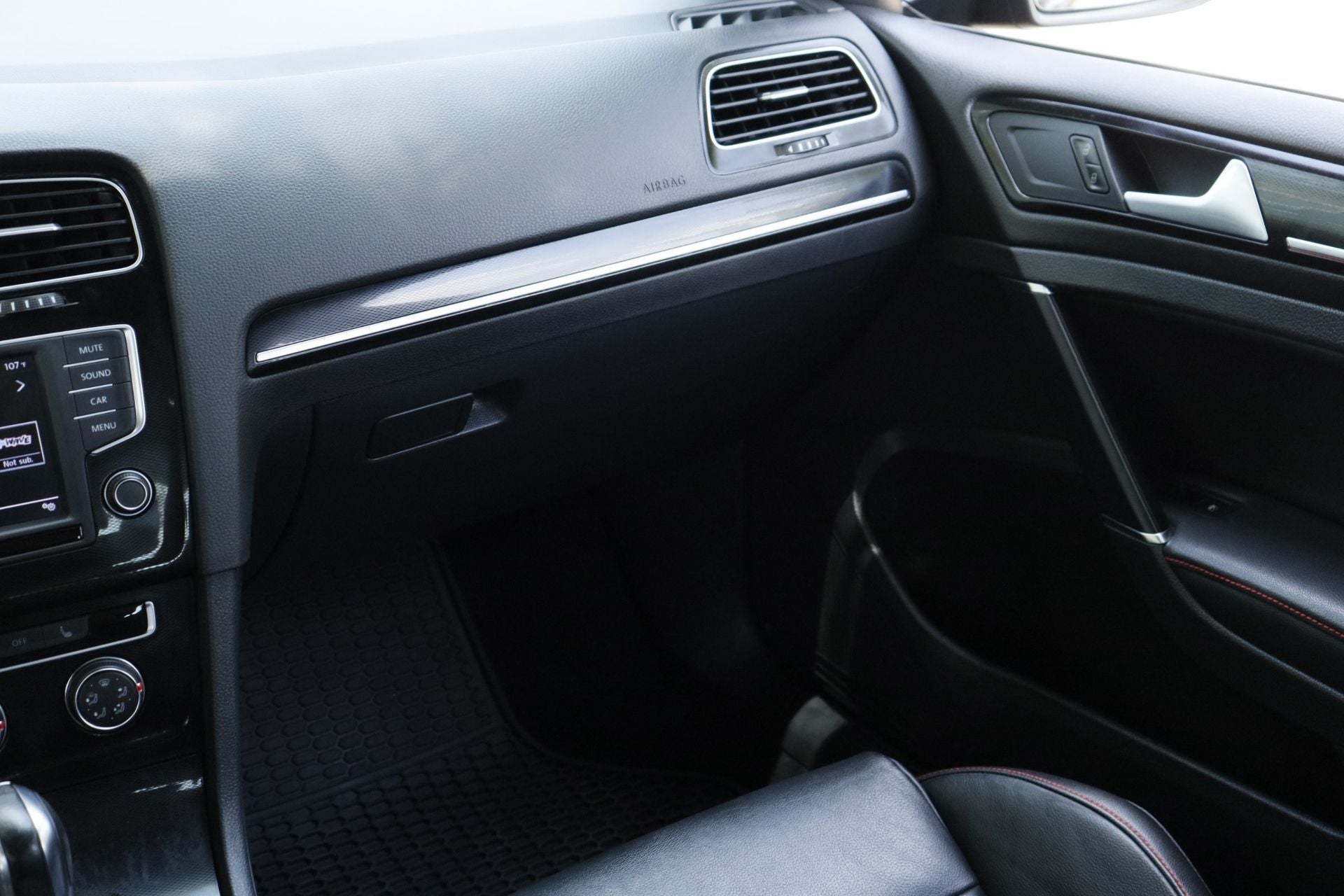 2017 Volkswagen Golf GTI Base