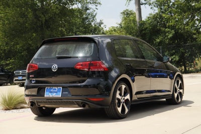 2017 Volkswagen Golf GTI Base