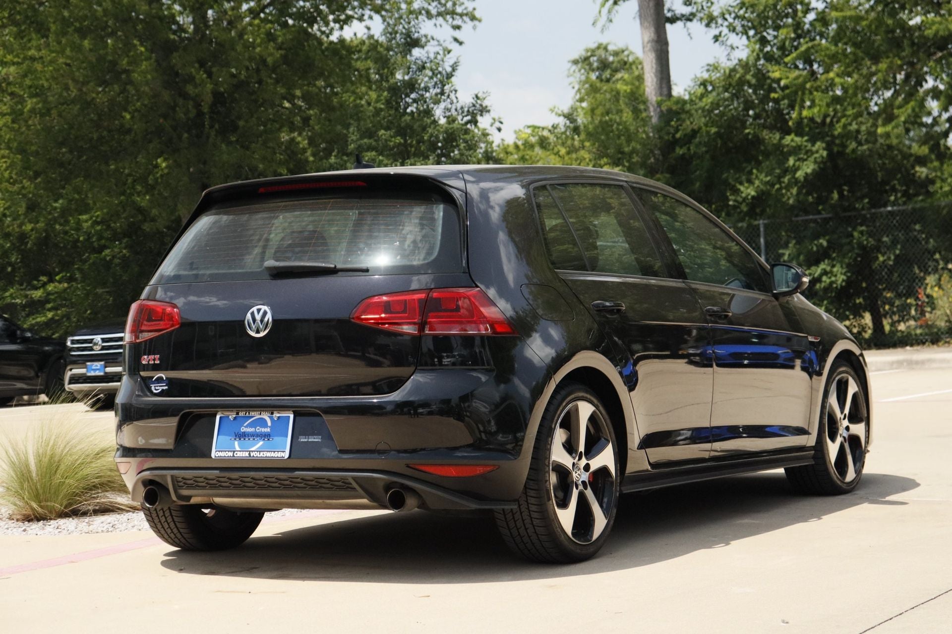 2017 Volkswagen Golf GTI Base