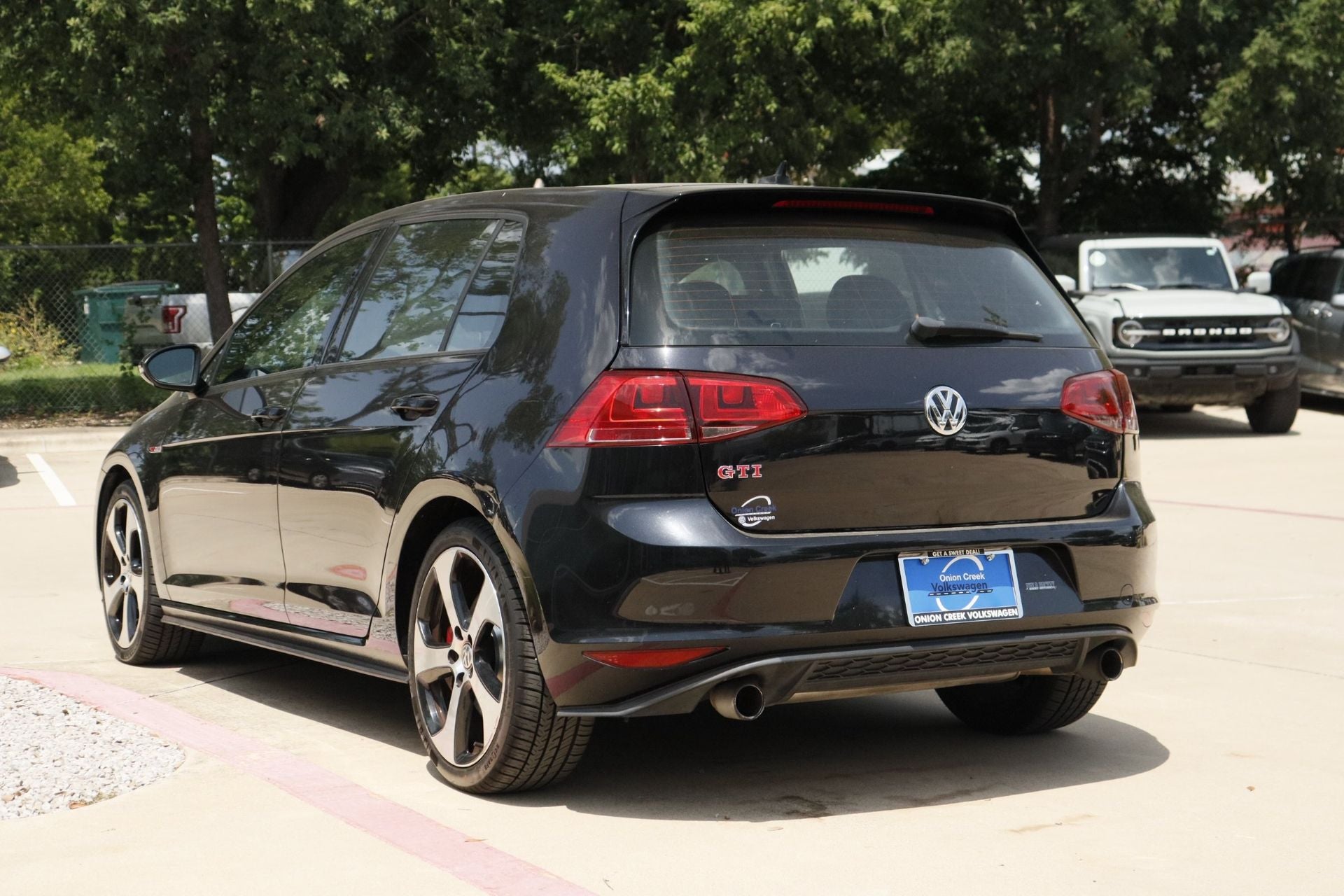 2017 Volkswagen Golf GTI Base