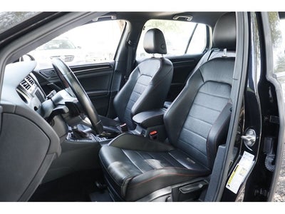 2017 Volkswagen Golf GTI Base