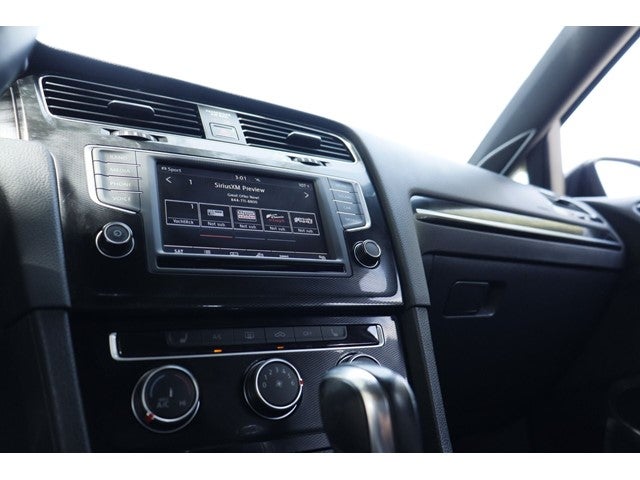 2017 Volkswagen Golf GTI Base