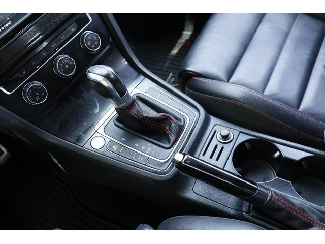 2017 Volkswagen Golf GTI Base