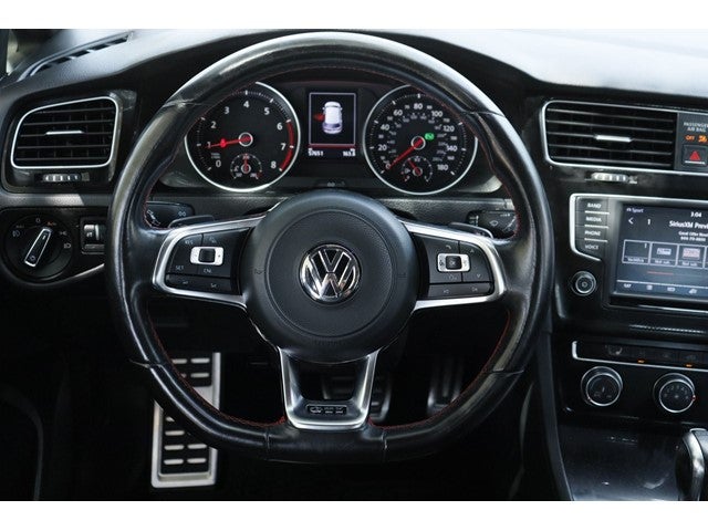 2017 Volkswagen Golf GTI Base