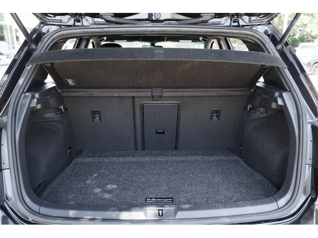 2017 Volkswagen Golf GTI Base