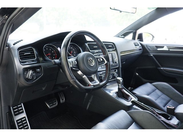 2017 Volkswagen Golf GTI Base