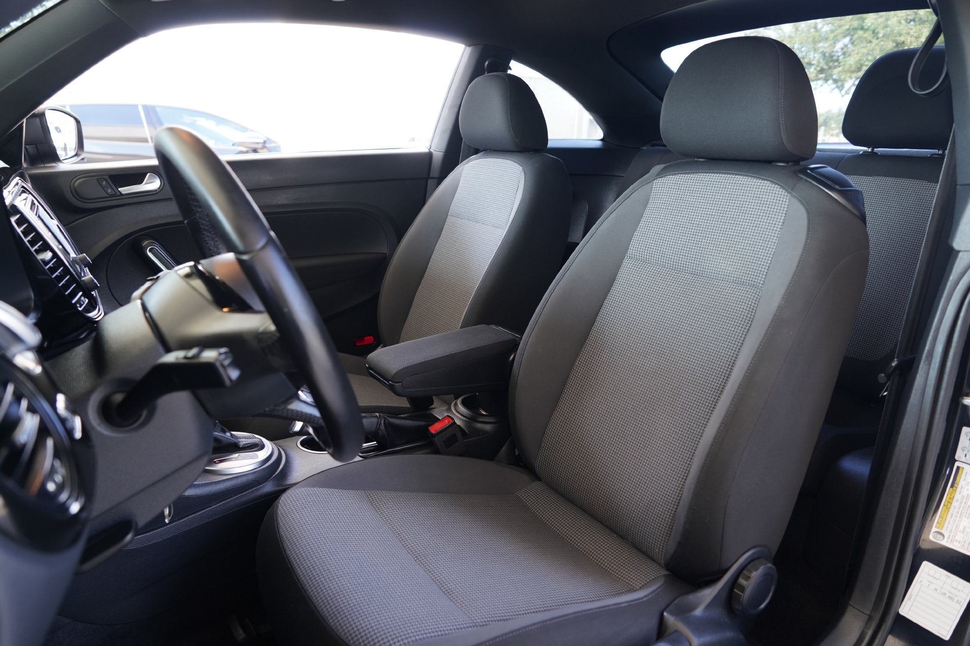 2018 Volkswagen Beetle Base