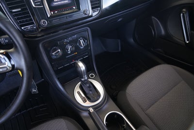 2018 Volkswagen Beetle Base