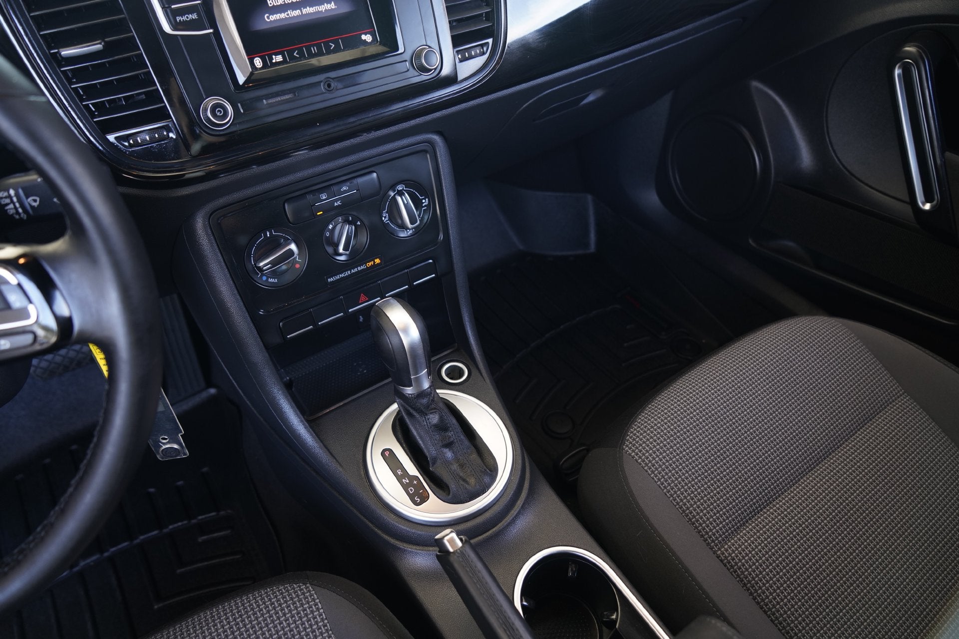 2018 Volkswagen Beetle Base