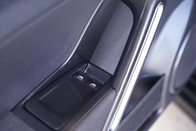 2018 Volkswagen Beetle Base