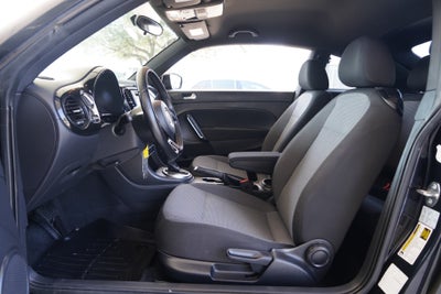 2018 Volkswagen Beetle Base