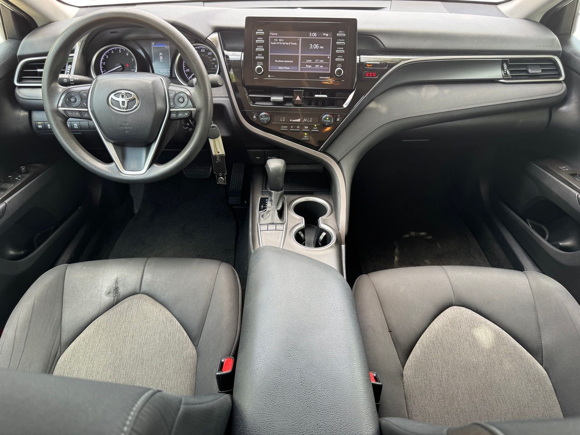 2022 Toyota Camry LE