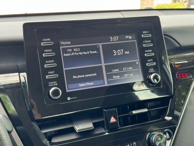 2022 Toyota Camry LE