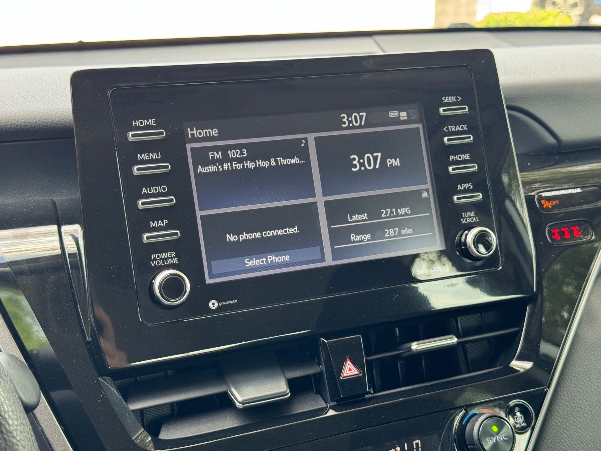 2022 Toyota Camry LE