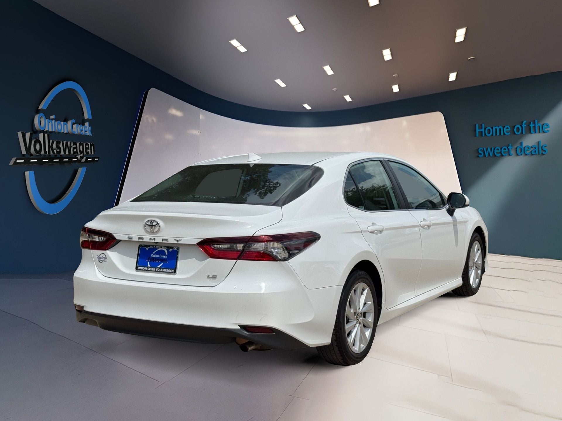 2022 Toyota Camry LE