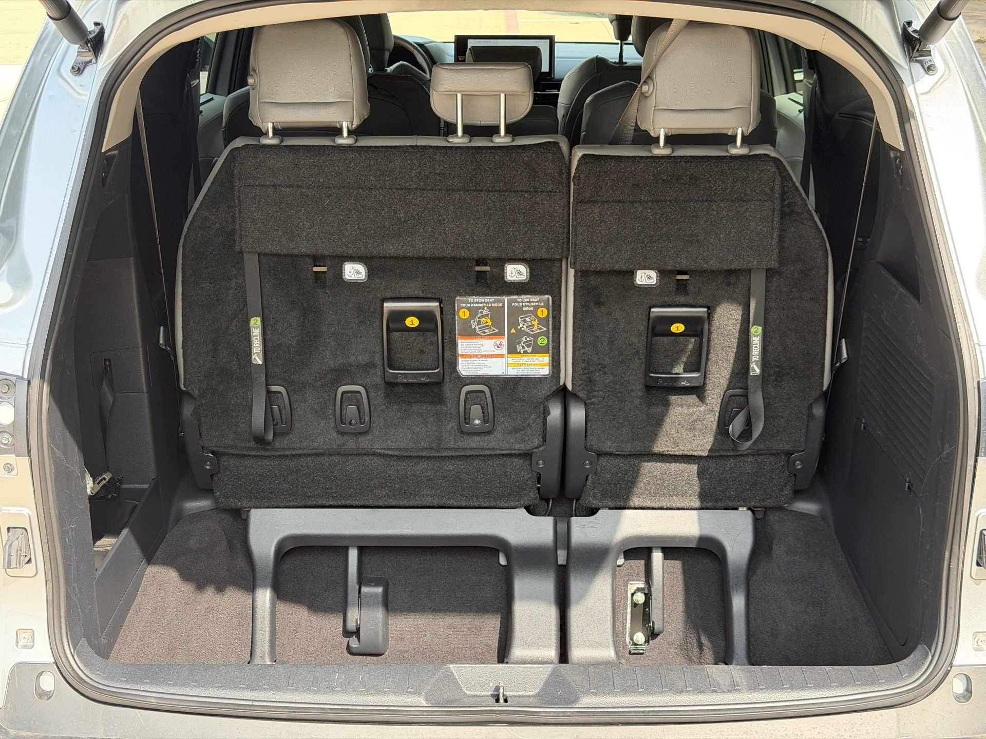 2025 Toyota Sienna XLE 8 Passenger