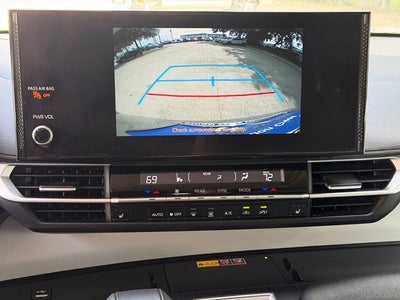 2025 Toyota Sienna XLE 8 Passenger