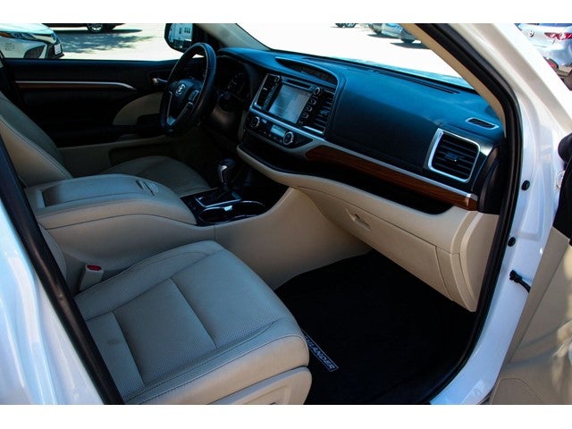 2019 Toyota Highlander Base