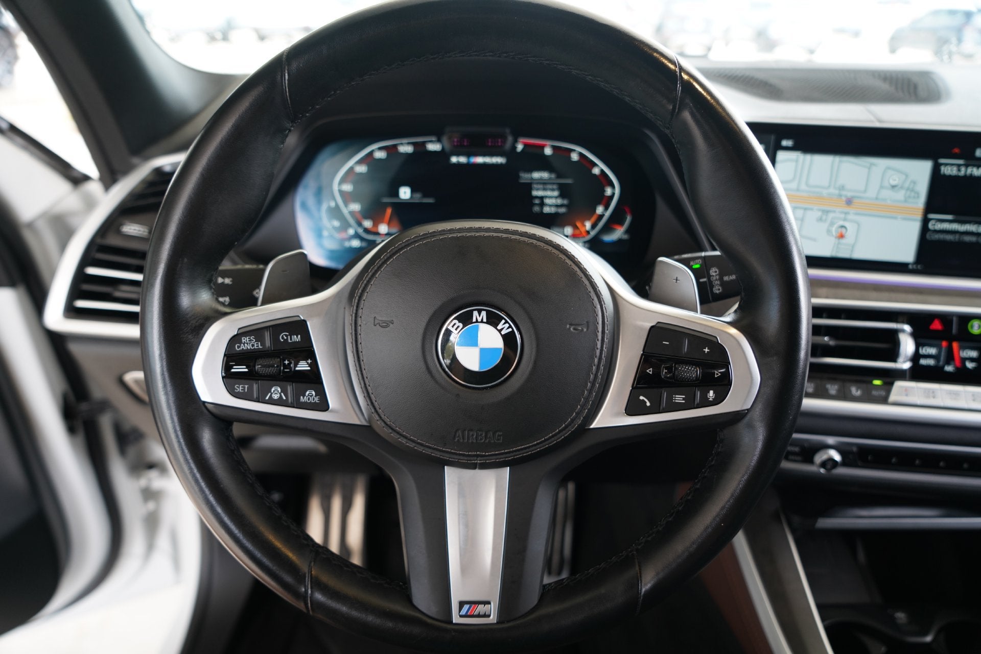 2023 BMW X5 M50i