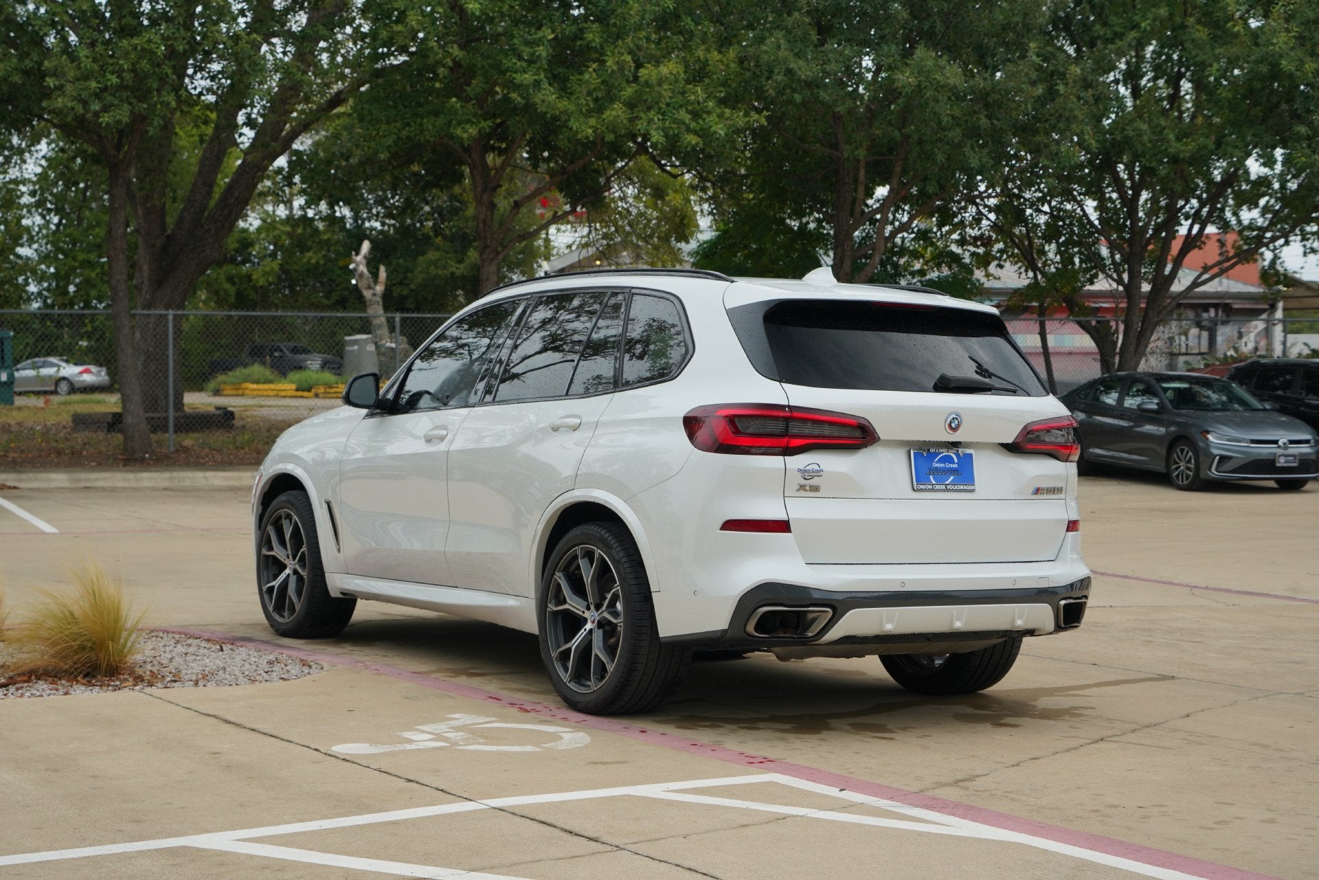 2023 BMW X5 M50i