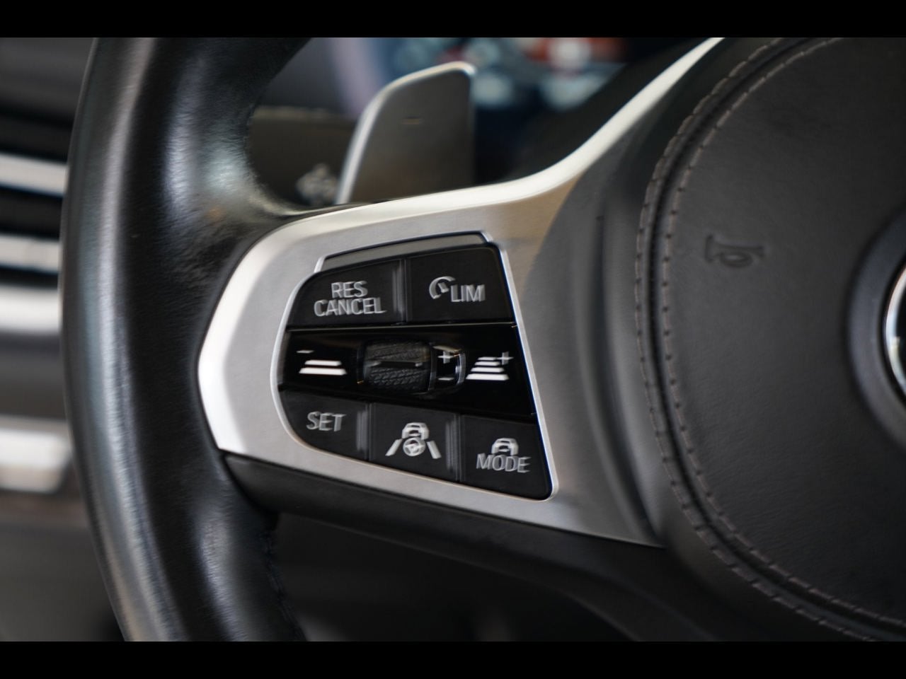 2023 BMW X5 M50i