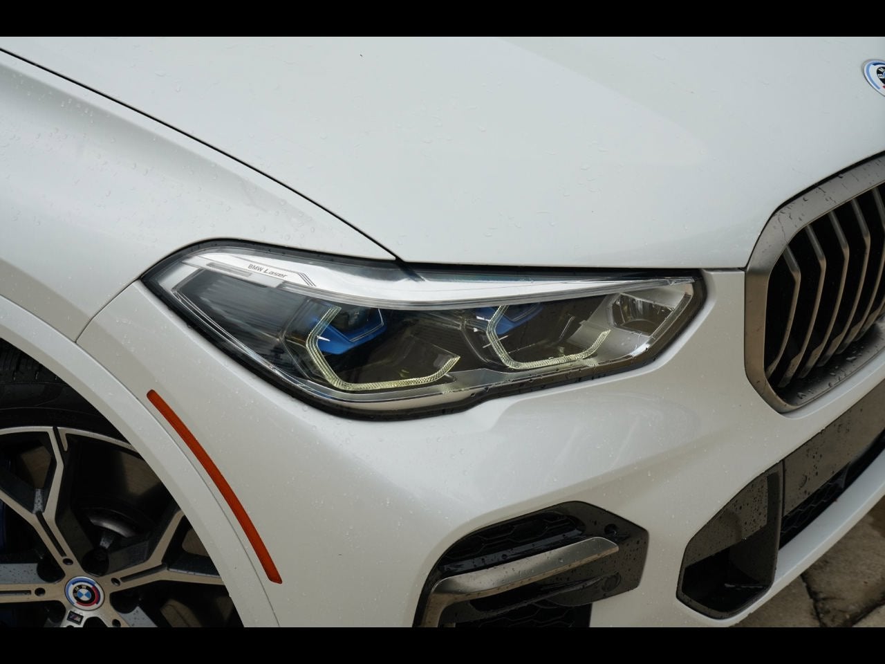 2023 BMW X5 M50i