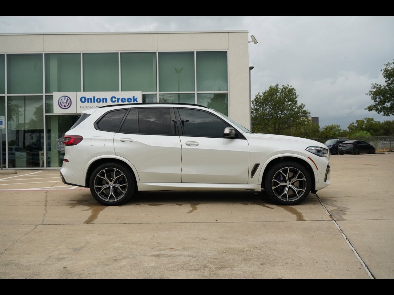 2023 BMW X5 M50i