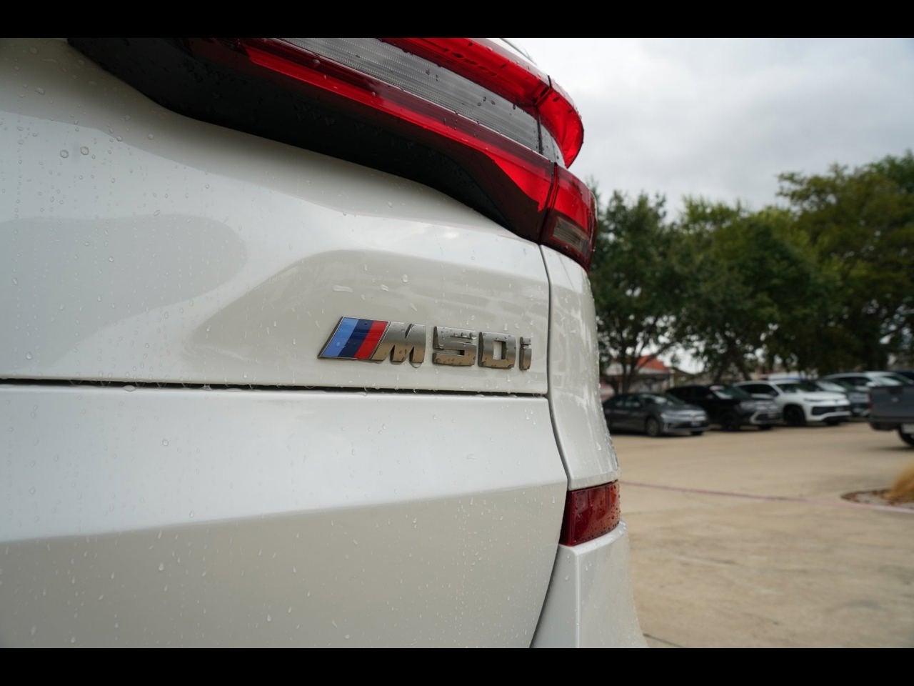 2023 BMW X5 M50i