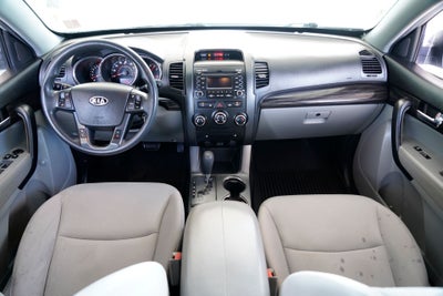 2011 Kia Sorento LX