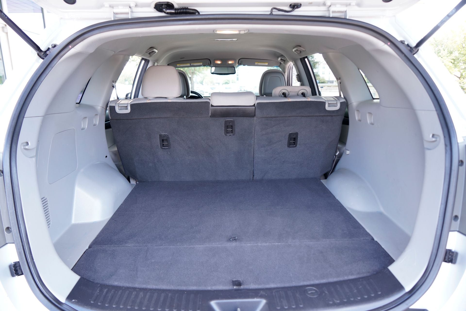 2011 Kia Sorento LX