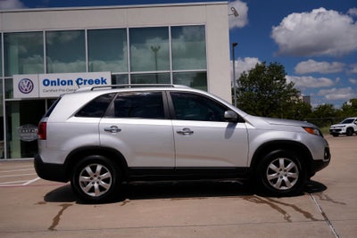2011 Kia Sorento LX