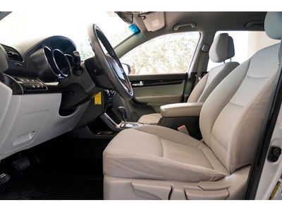 2011 Kia Sorento LX