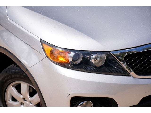 2011 Kia Sorento LX