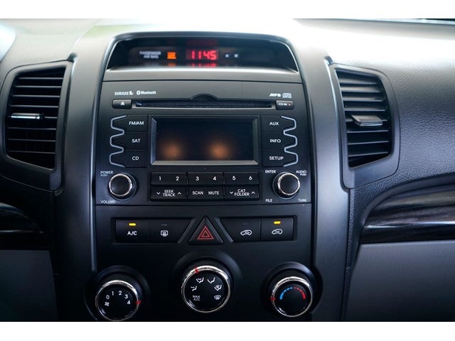 2011 Kia Sorento LX