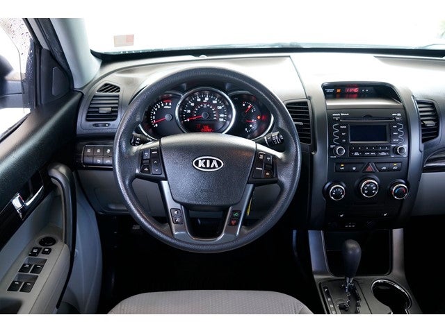 2011 Kia Sorento LX