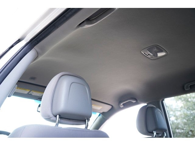 2011 Kia Sorento LX