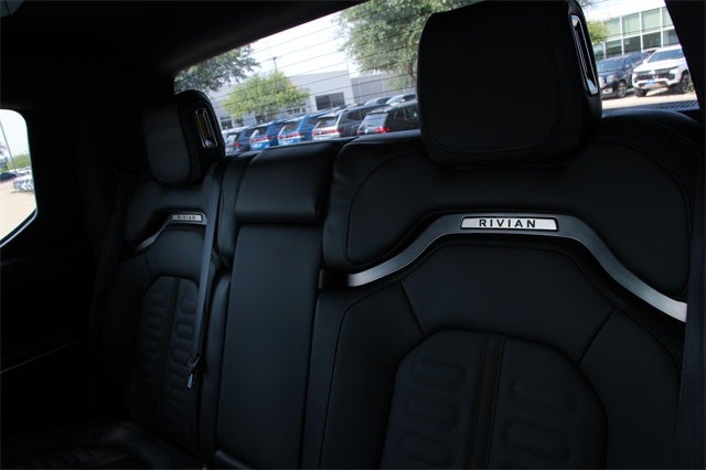 2025 Rivian R1T Adventure