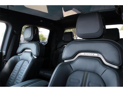 2025 Rivian R1T Adventure