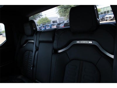 2025 Rivian R1T Adventure