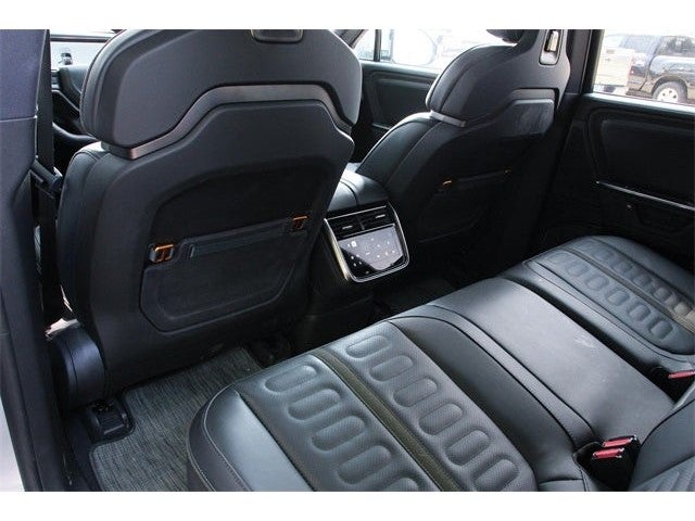 2025 Rivian R1T Adventure