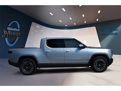 2025 Rivian R1T Adventure