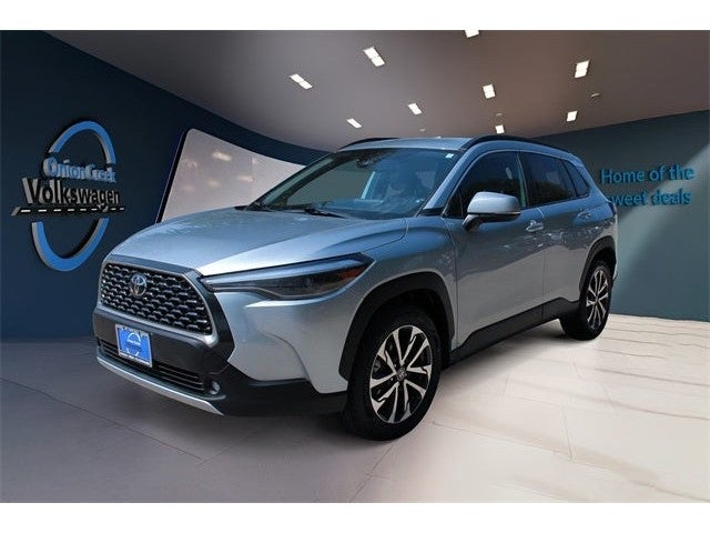 2024 Toyota Corolla Cross XLE