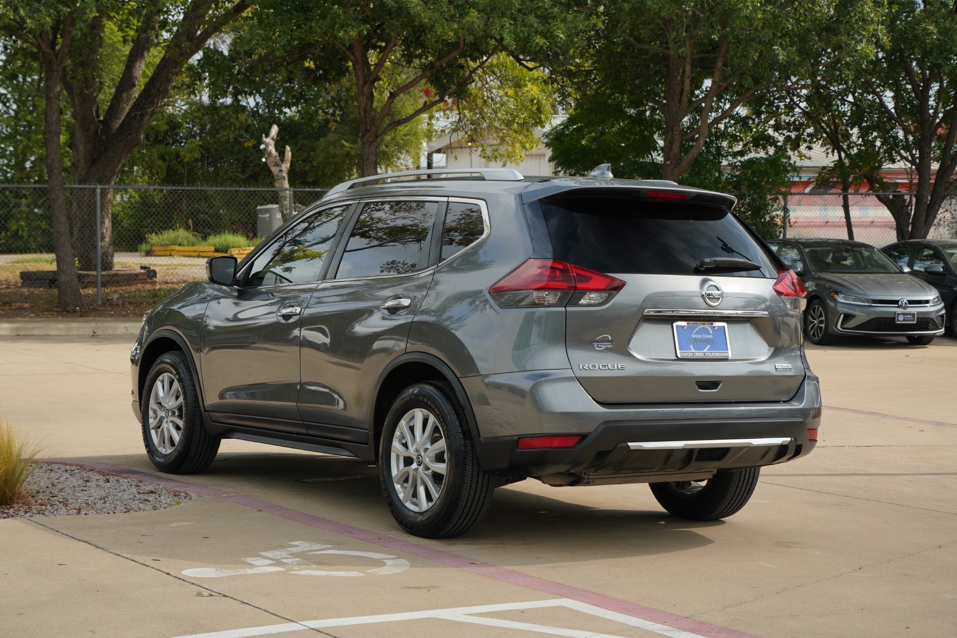 2020 Nissan Rogue S