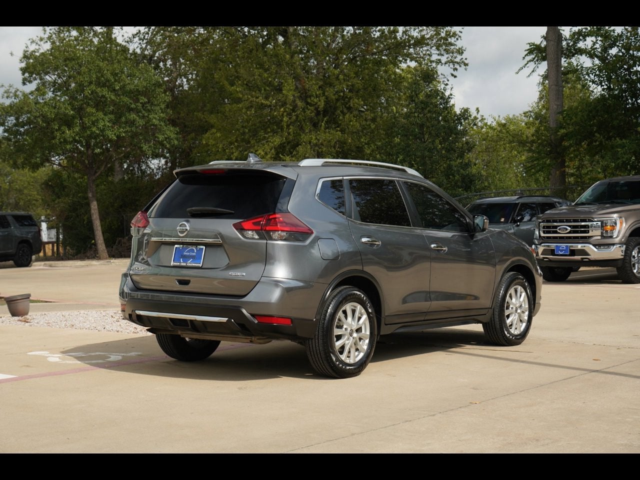 2020 Nissan Rogue S