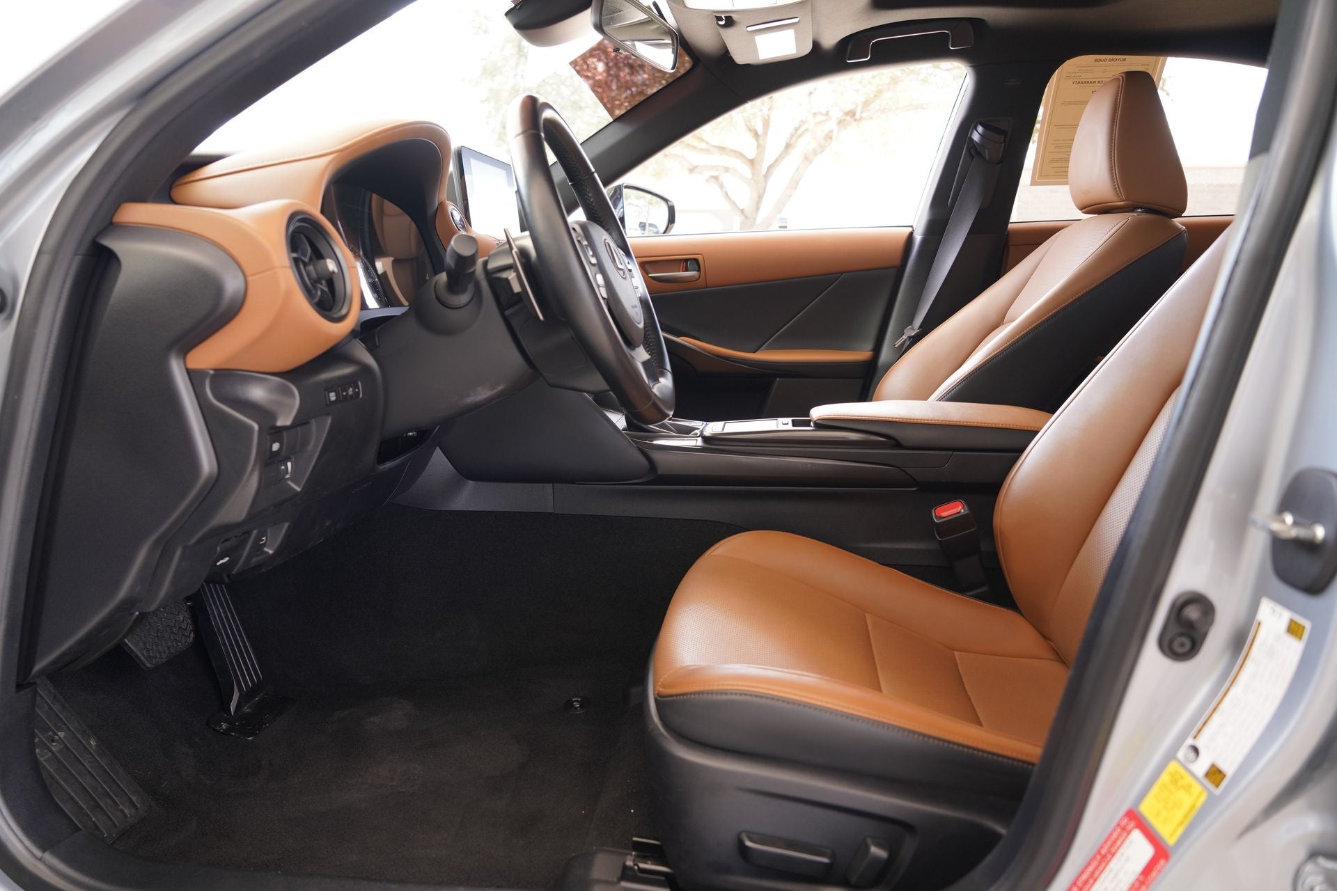 2024 Lexus IS 350 F SPORT Design
