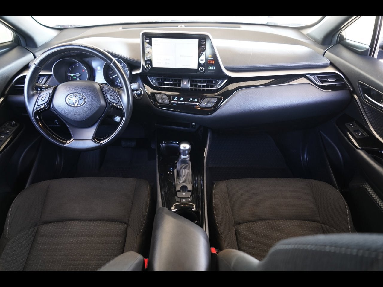 2019 Toyota C-HR XLE