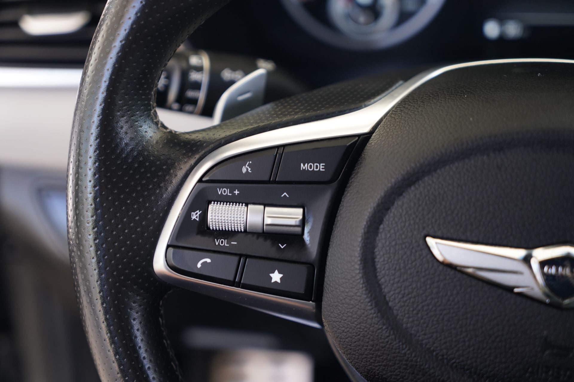 2023 Genesis G70 3.3T